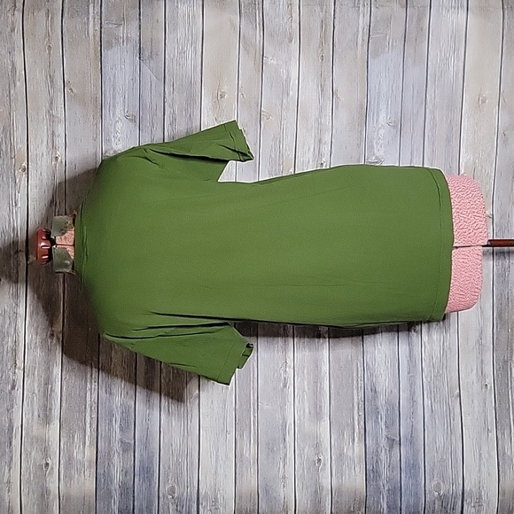 Gama-Go Graphic Tee - Picture 2 of 3